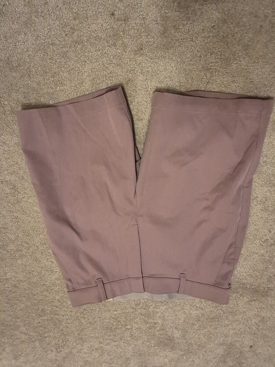 Nike Men's Size 32 - Tour 8" Chino Golf Shorts Plum Dust MSRP $80