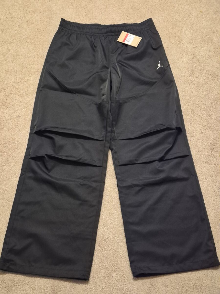 Womens Large Nike Jordan Essential Statement Woven Pants