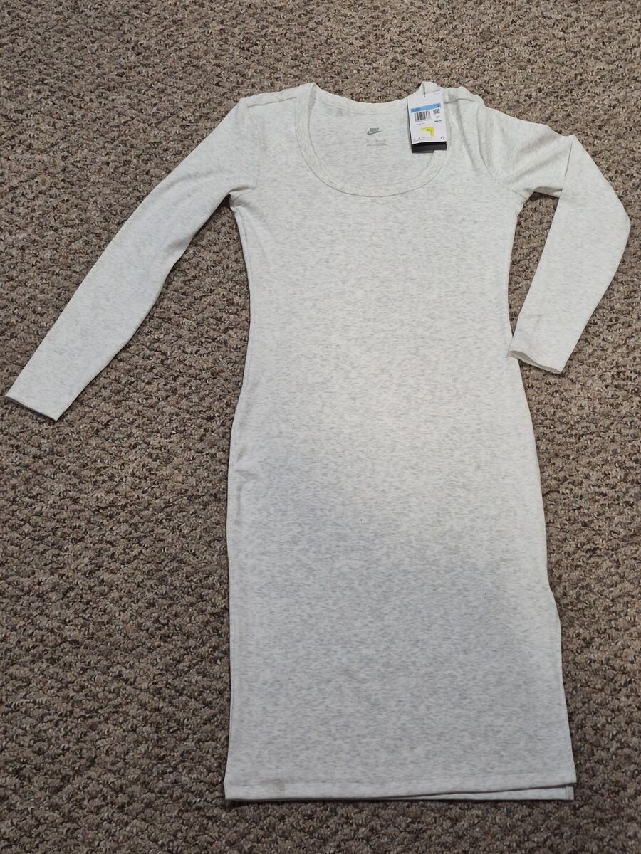 Womens Medium Nike Sportswear Chill Knit Tight Long-Sleeve Dress